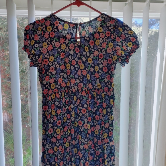 Girls flower dress from Target - Picture 2 of 5